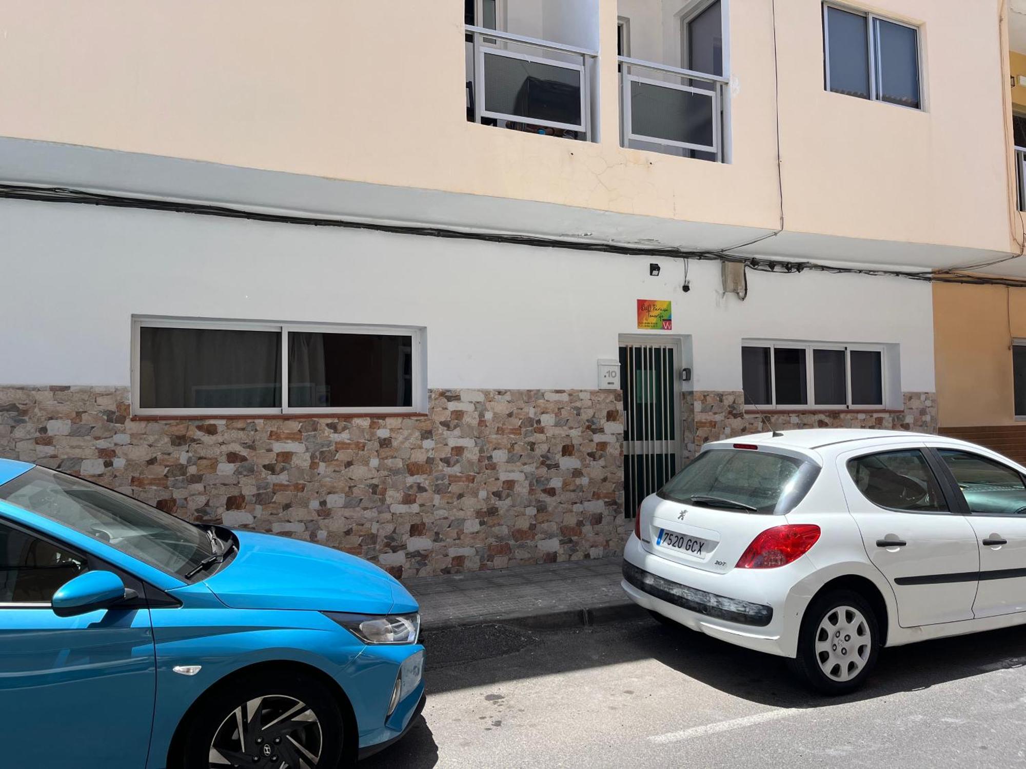 B&B Paraiso Tenerife Super Economy Rooms Airport Los Abrigos Εξωτερικό φωτογραφία